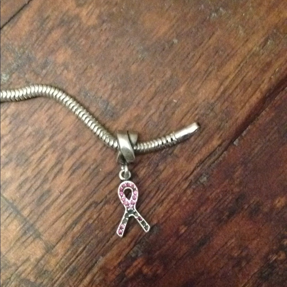 Charm - Picture 1 of 1